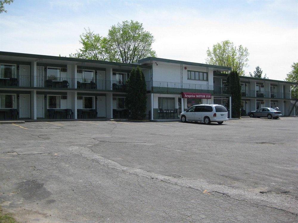 Motor Arnprior